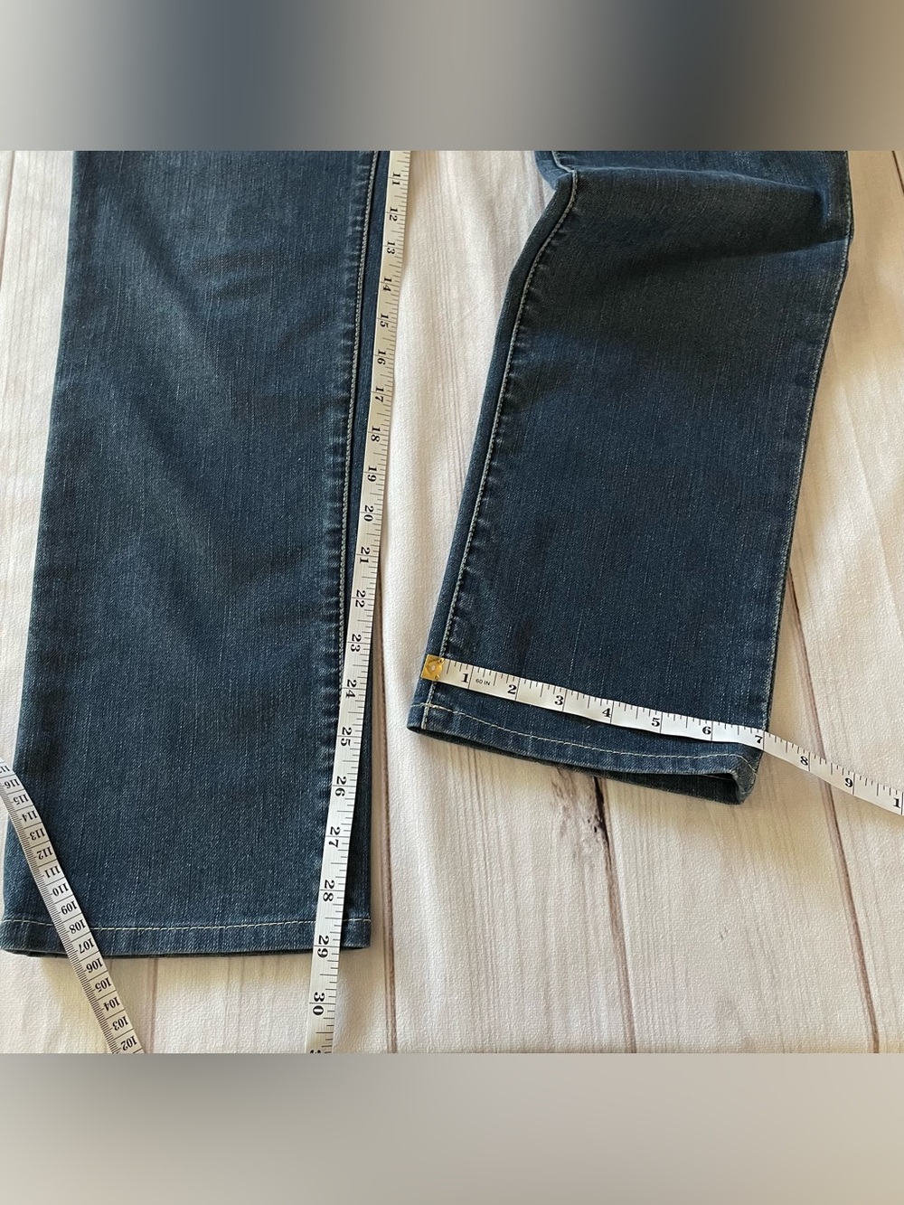 Chico's Platinum Denim Ultimate Fit Slim Leg Jeans Women’s Size 0.5 (S/6) Blue - Picture 14 of 15